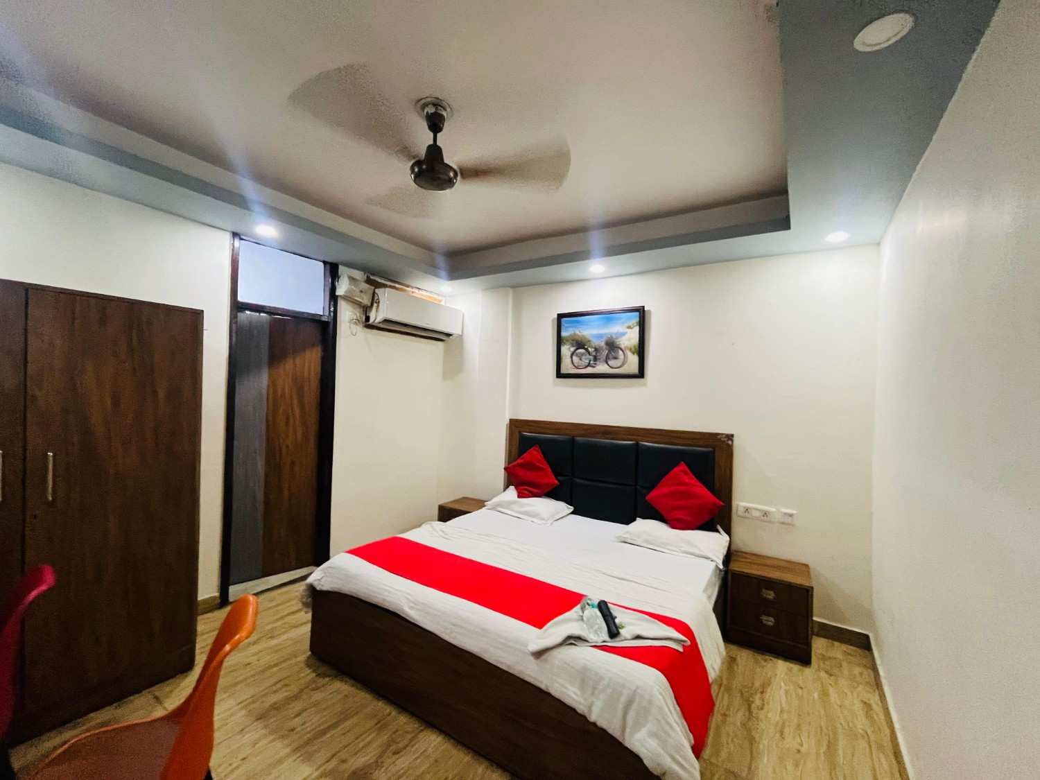 Hotel Classic - Best Hotel Near Hazrat Nizamuddin Railway Station